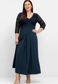 Abendkleid mit Oberteil aus Spitze