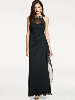 Abendkleid mit Schmucksteinen