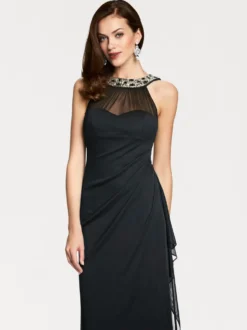 Abendkleid mit Schmucksteinen