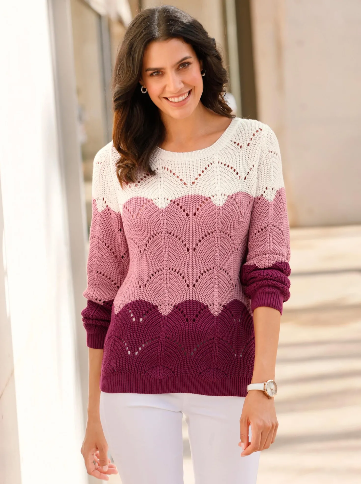 Ajourpullover mit Farbverlauf