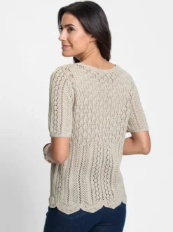 Ajourpullover mit gewelltem Saum