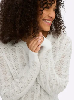 Ajourpullover mit kurzer Knopfleiste