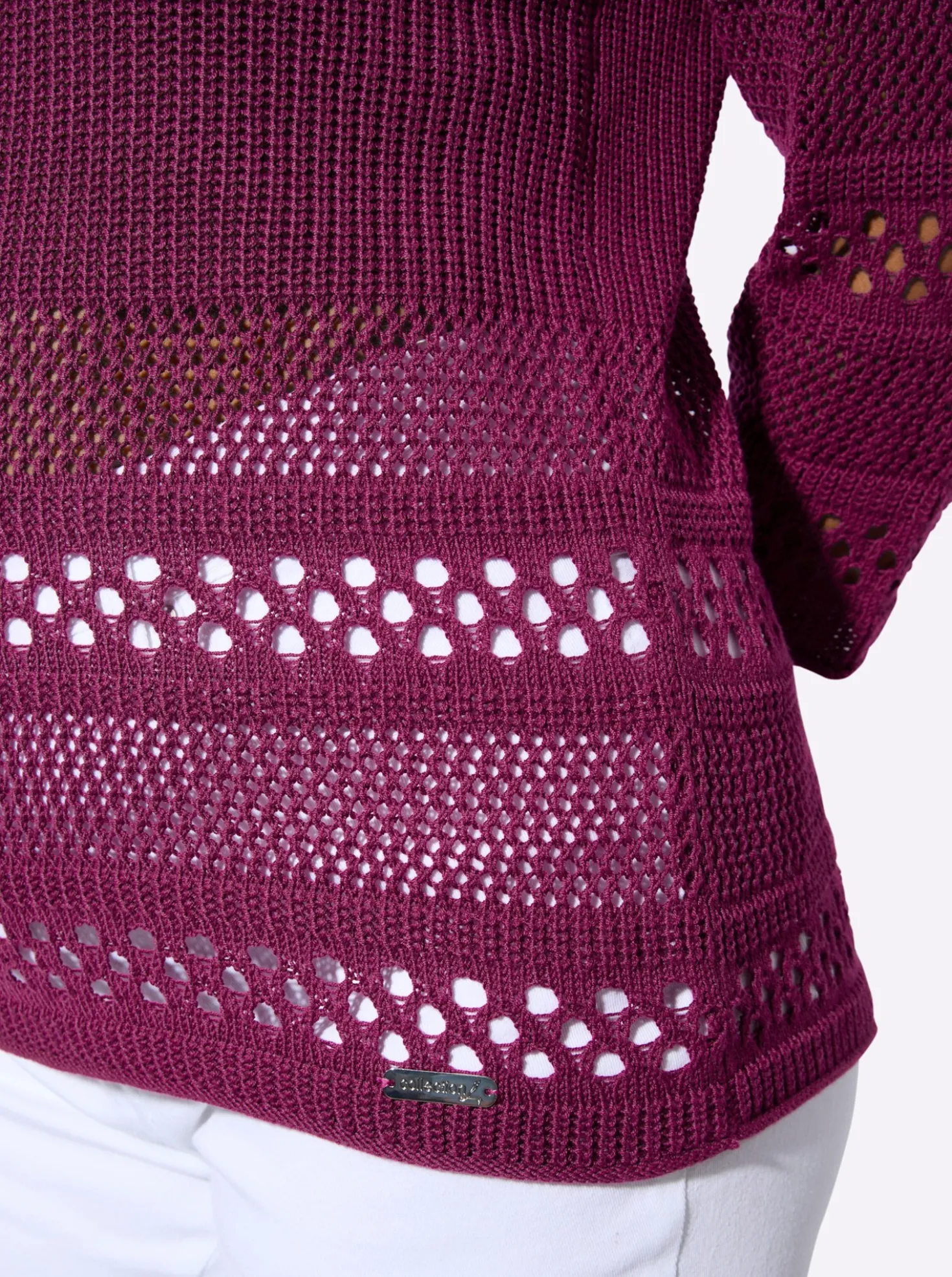 Ajourpullover mit Rollkanten