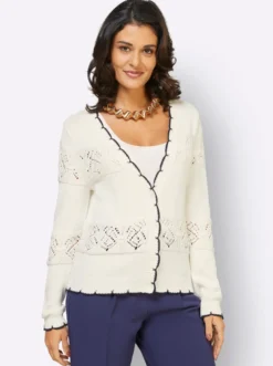 Ajourstrickjacke mit kontrastfarbigen Kanten