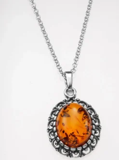 Anhänger mit Kette