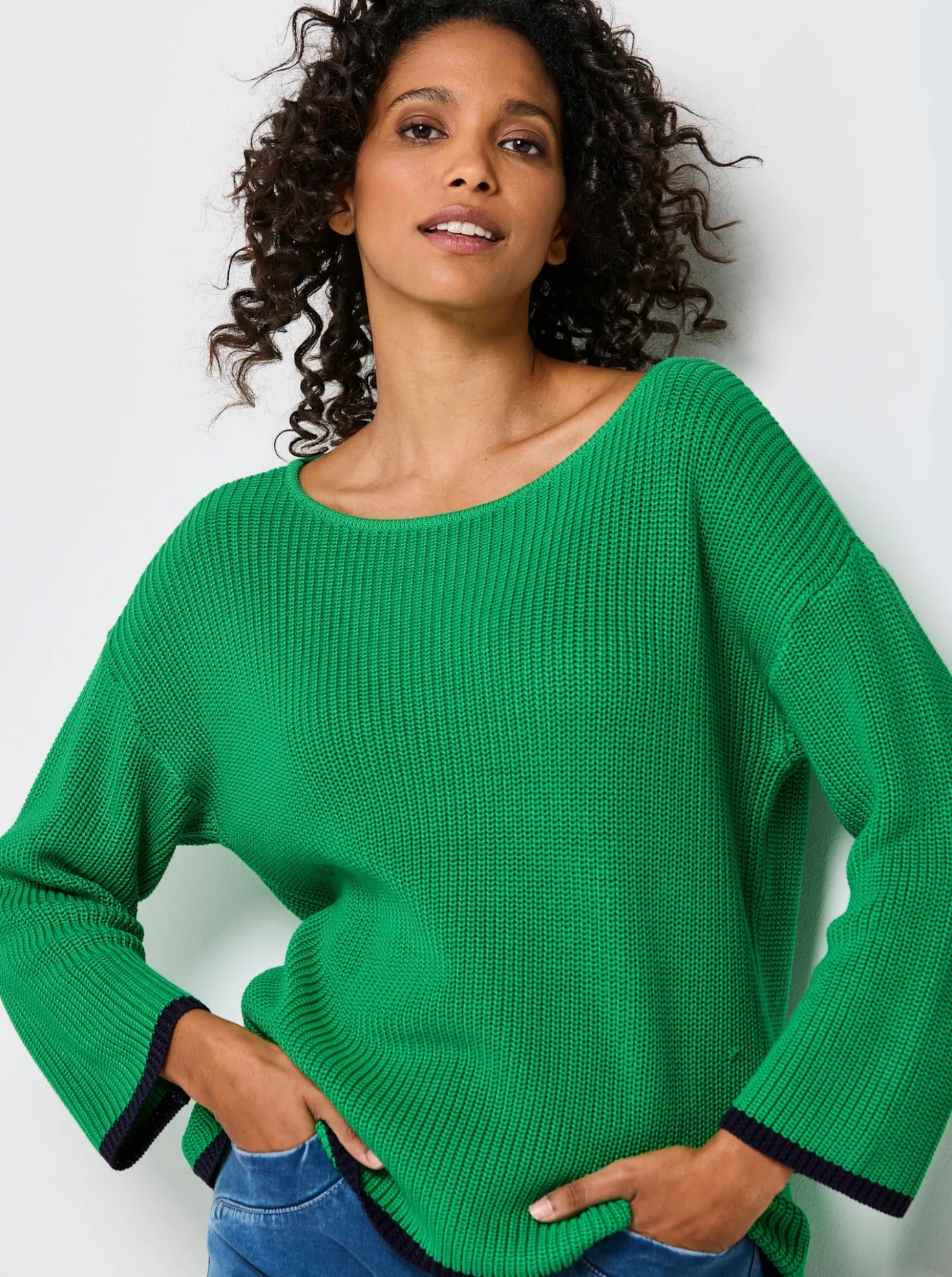 3/4-Arm-Pullover mit Kontrastkanten