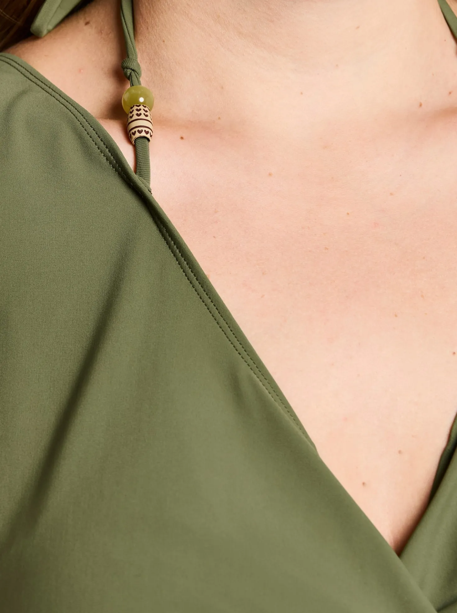Badeanzug mit Neckholder-Trägern