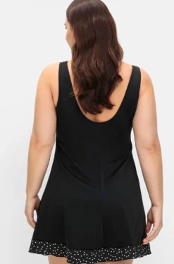 Badekleid mit Höschen