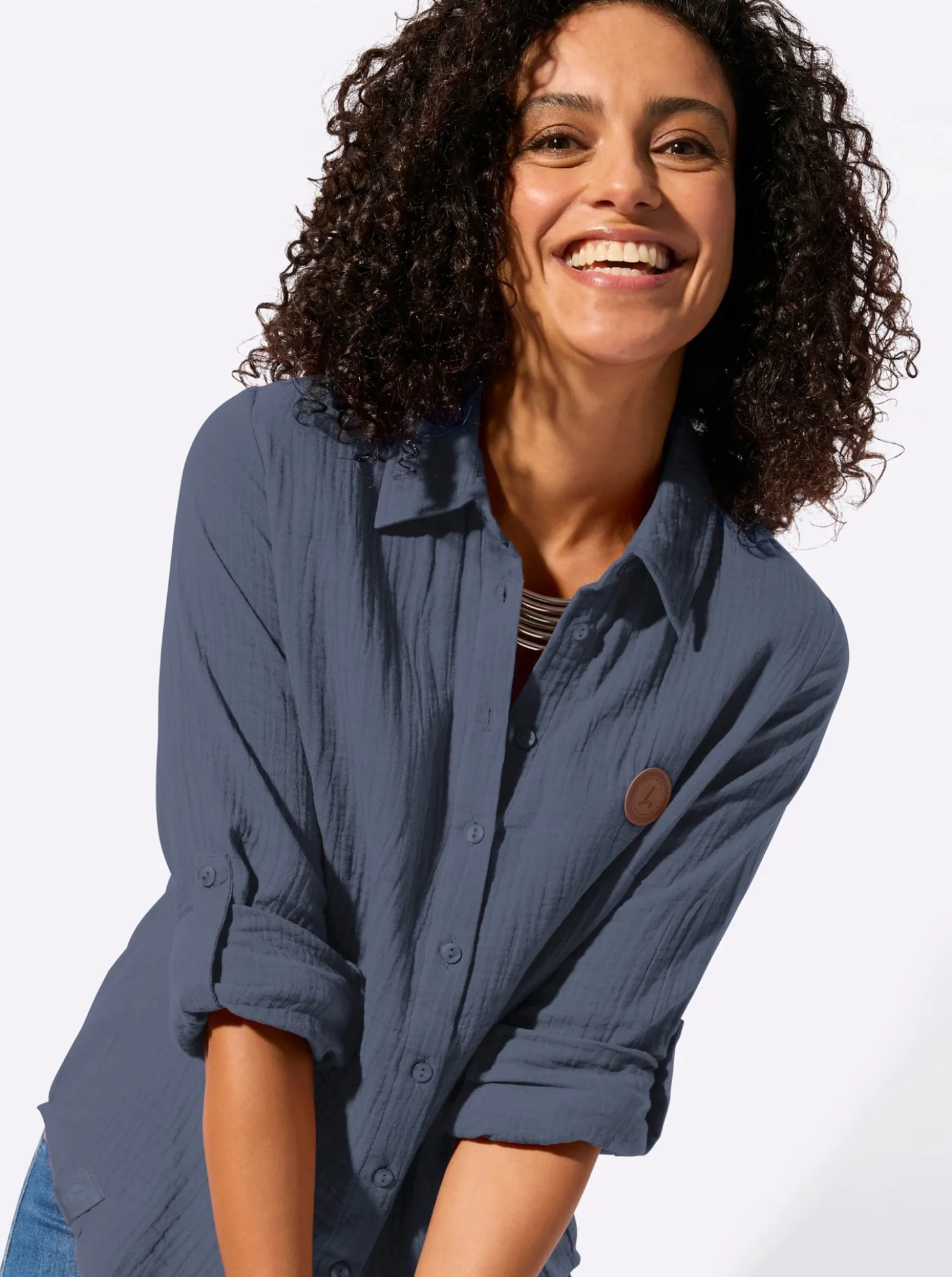 Baumwollbluse mit krempelbaren Ärmeln