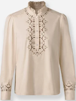 Baumwollbluse mit Rüschen am Stehkragen