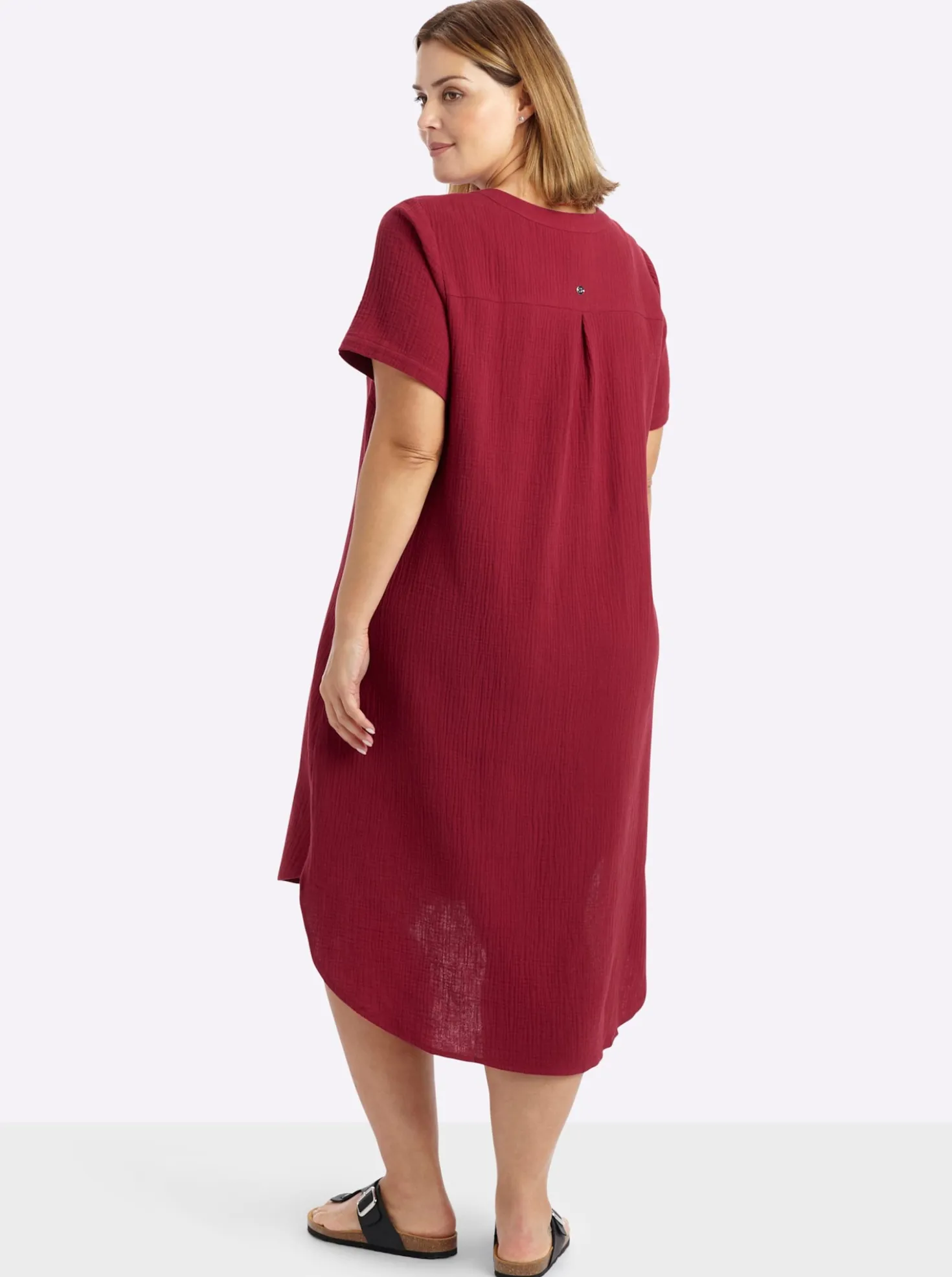 Baumwollkleid mit V-Ausschnitt und Knopfleiste