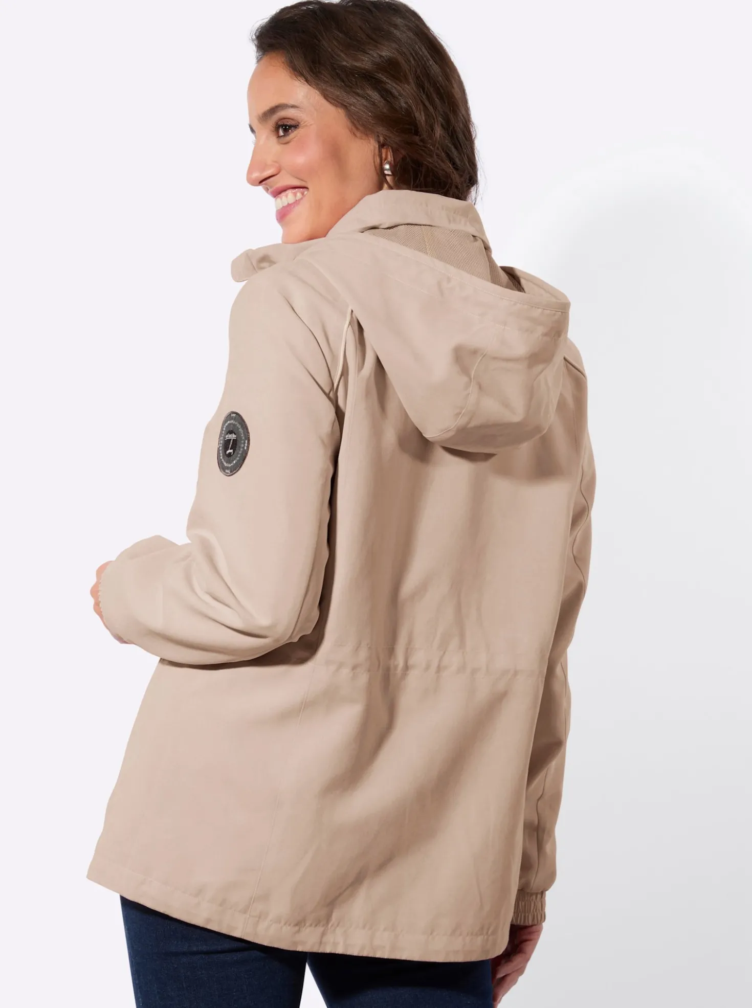 Übergangsjacke mit Tunnelzug auf Taillenhöhe