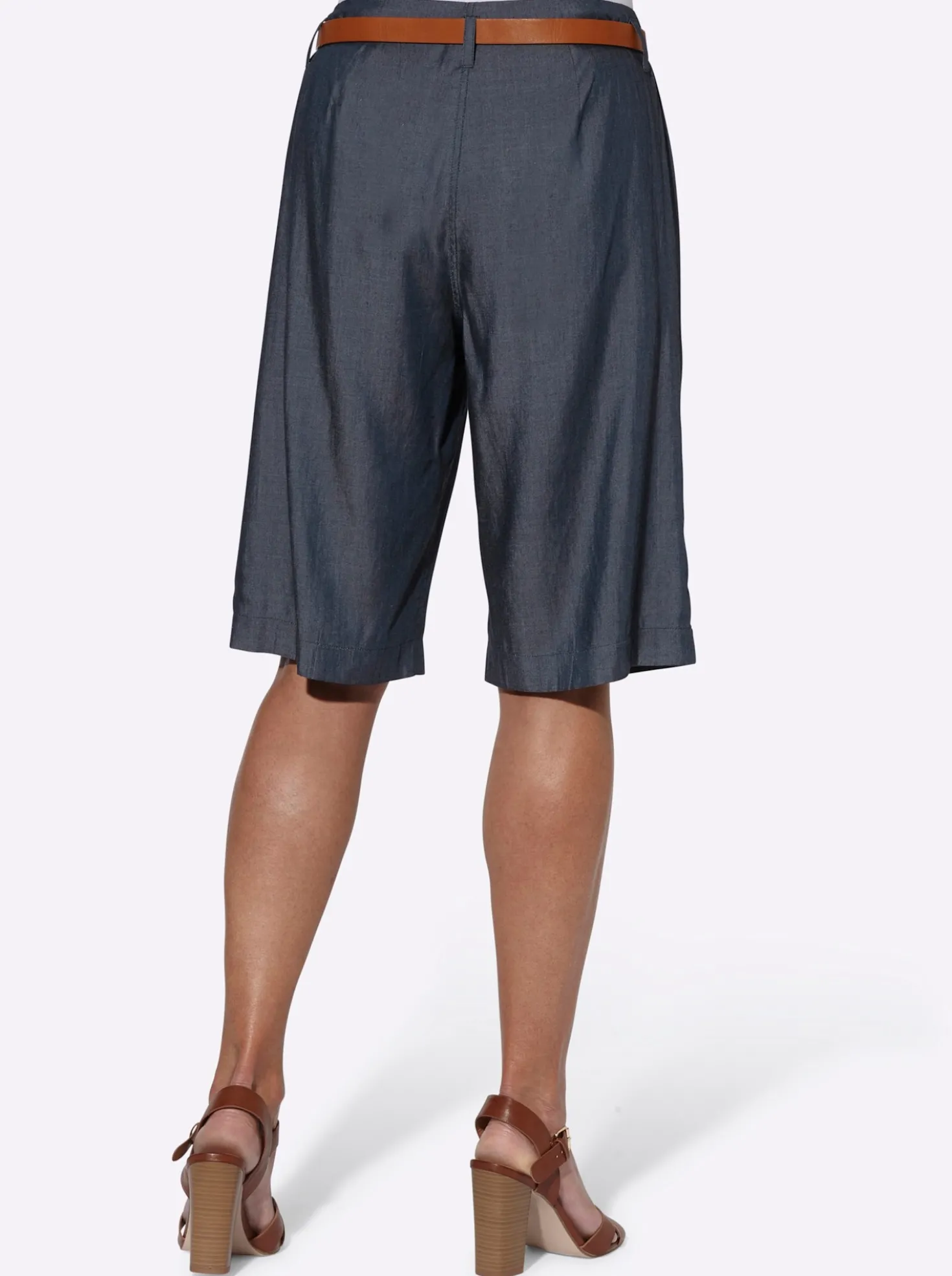 Bermudas mit Bundfalten