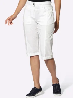 Bermudas mit Druckknopf am Bein