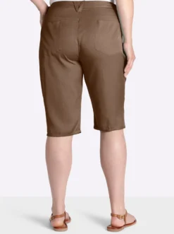 Bermudas mit weiterem Oberschenkel