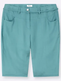 Bermudas mit weiterem Oberschenkel