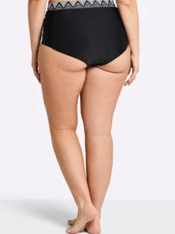 Bikini-Hose mit seitlicher Raffung und Shaping-Effekt