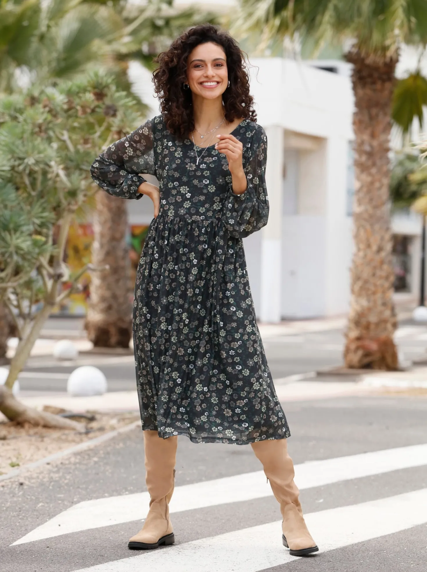 Blumenkleid in floral bedruckter Mesh-Qualität