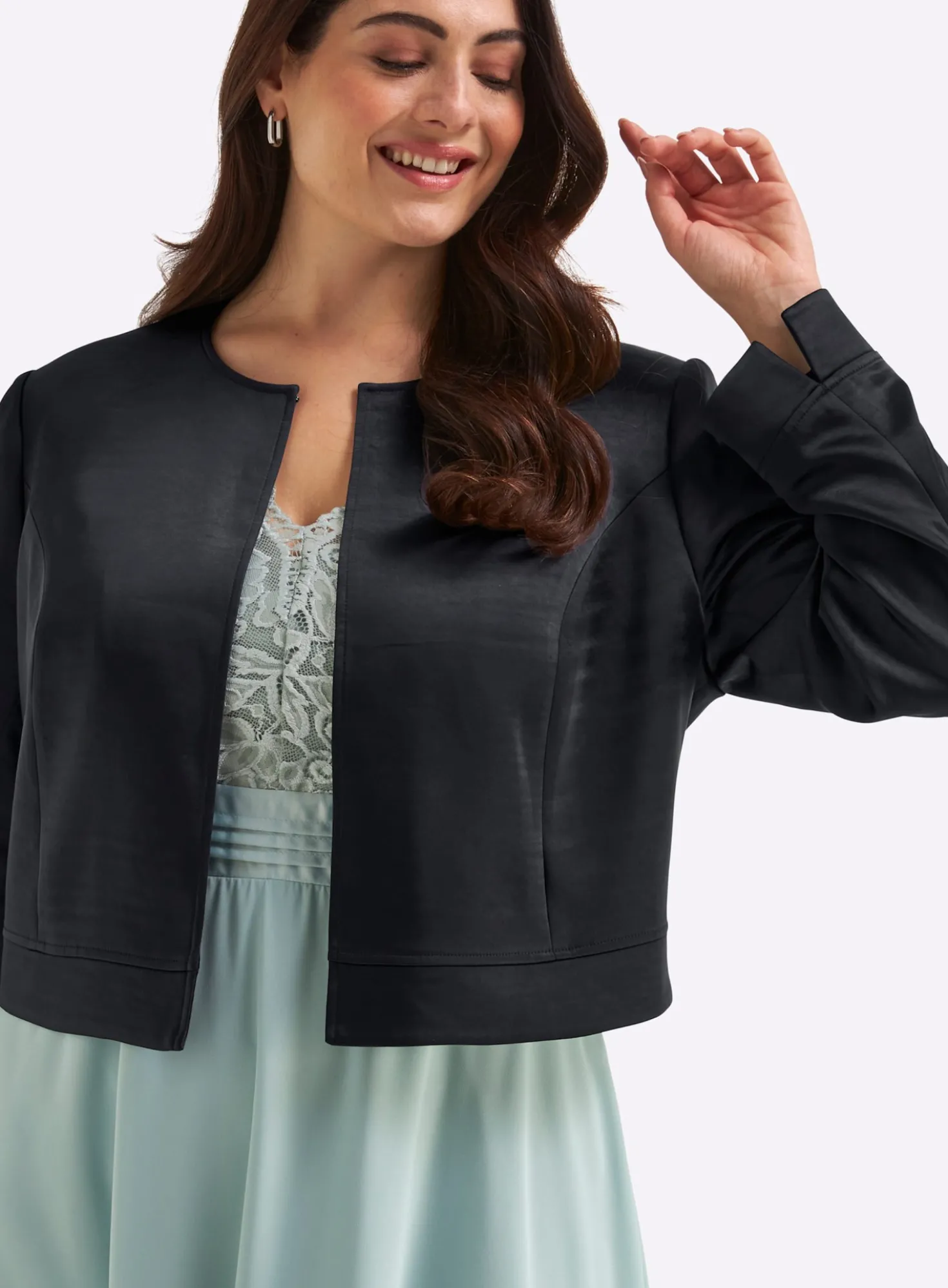Bolerojacke im Blazer-Schnitt
