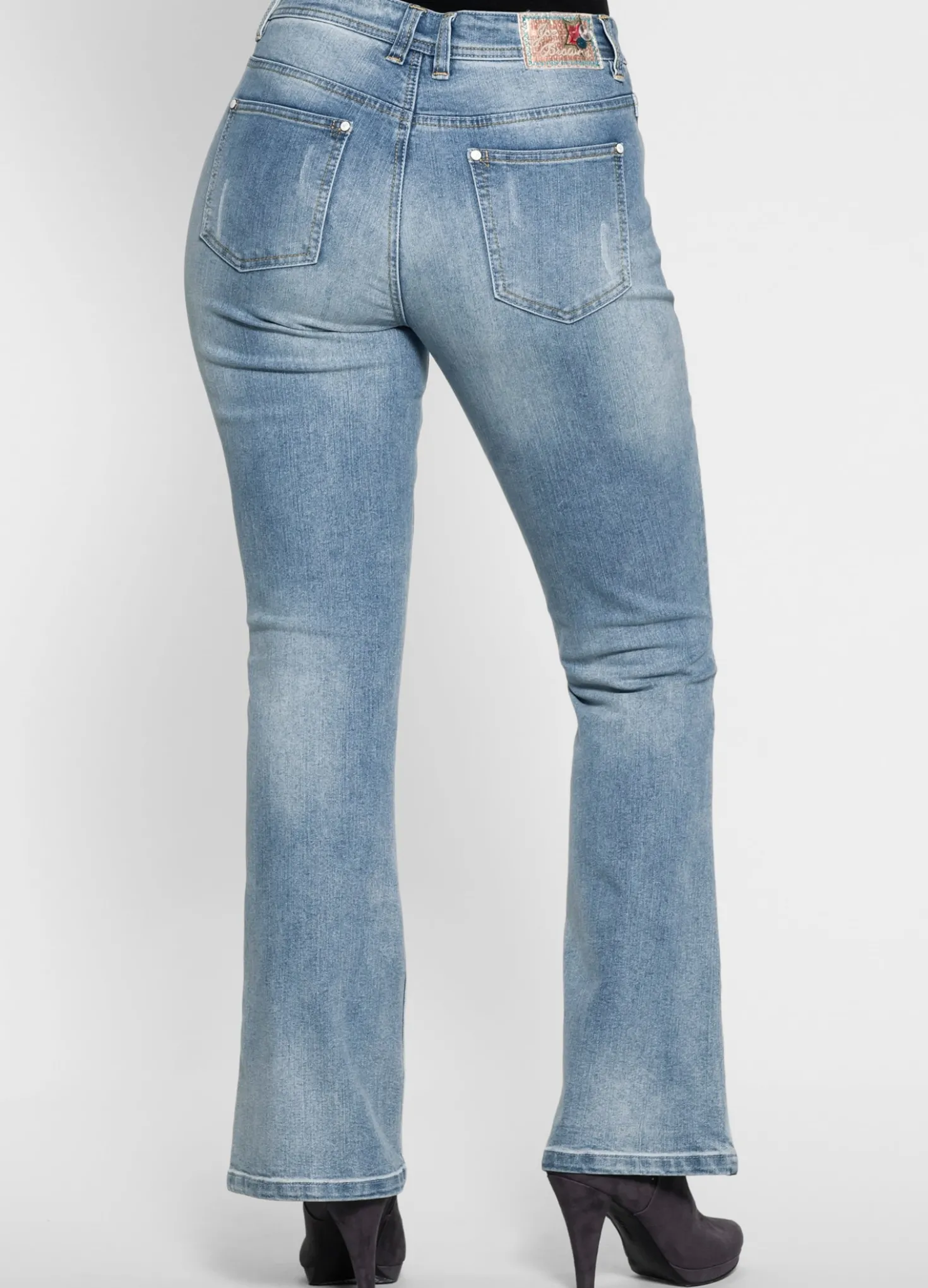 Bootcut-Jeans im Used-Look