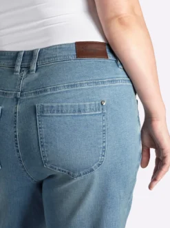 Bootcut-Jeans mit Fransensaum