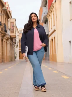 Bootcut-Jeans mit Fransensaum