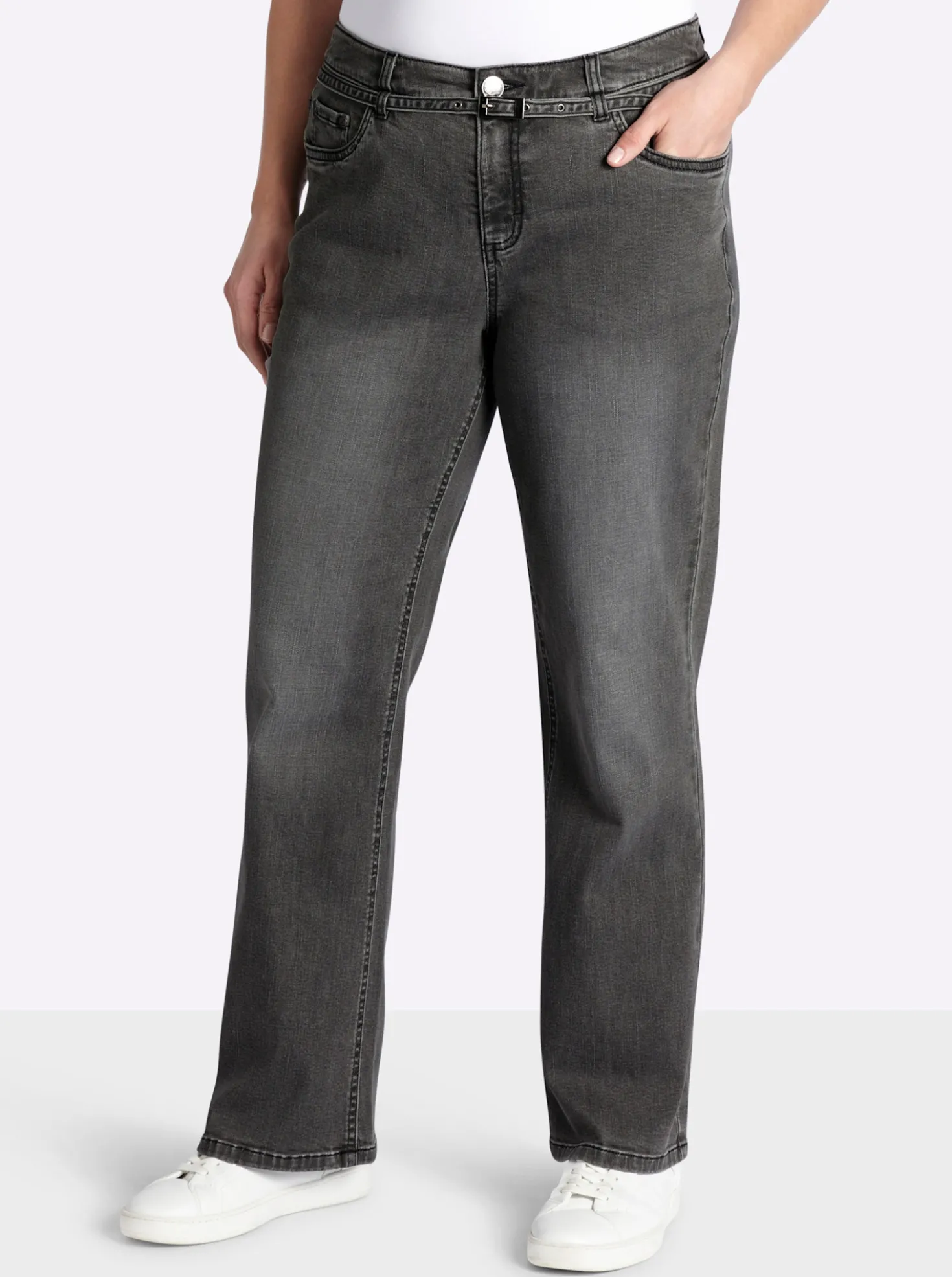 Bootcut-Jeans mit schmalem Gürtel