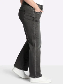 Bootcut-Jeans mit schmalem Gürtel