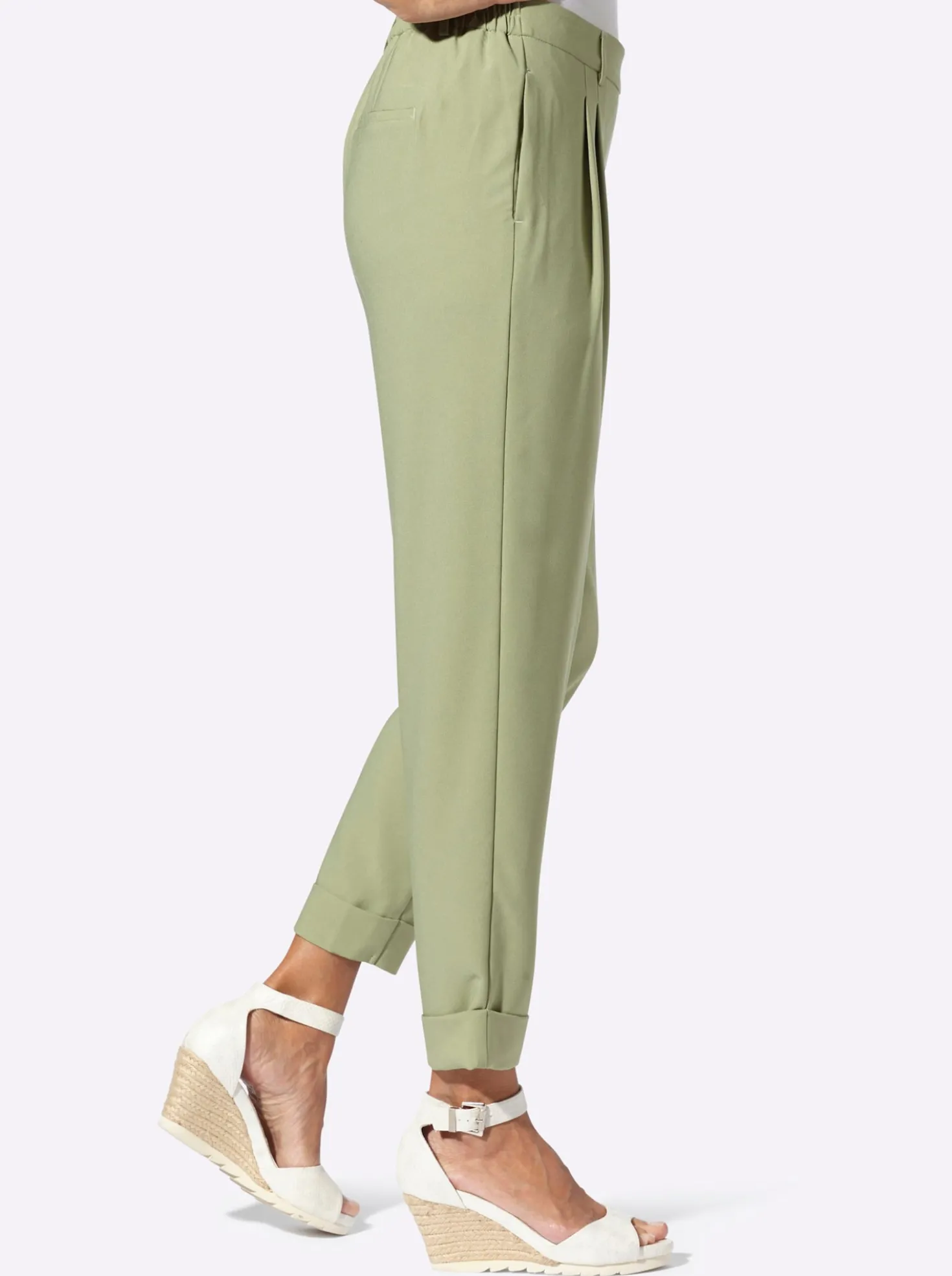 Bundfaltenhose mit fixiertem Saum