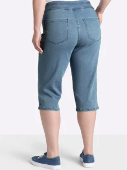 Caprijeans mit breitem Rundumdehnbund