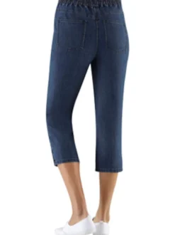 Caprijeans mit Nieten-Verzierung