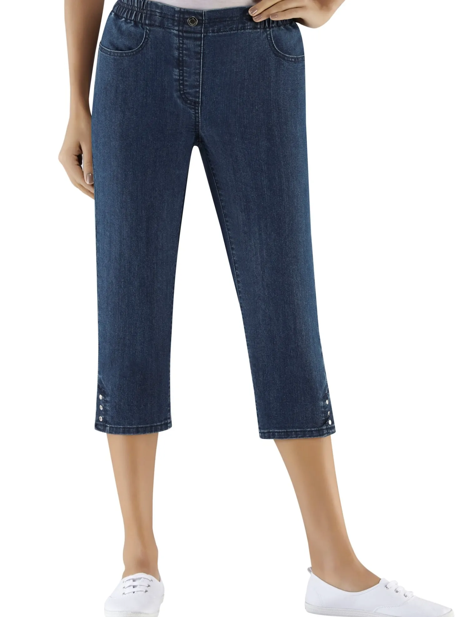 Caprijeans mit Nieten-Verzierung