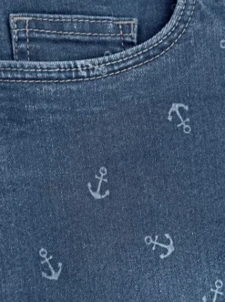 Caprijeans mit rückwärtigem Sattel