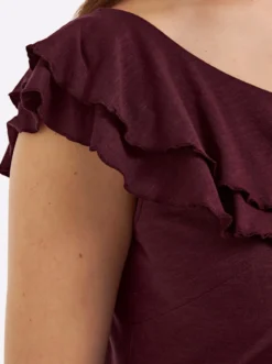 Carmenshirt mit breitem Volant