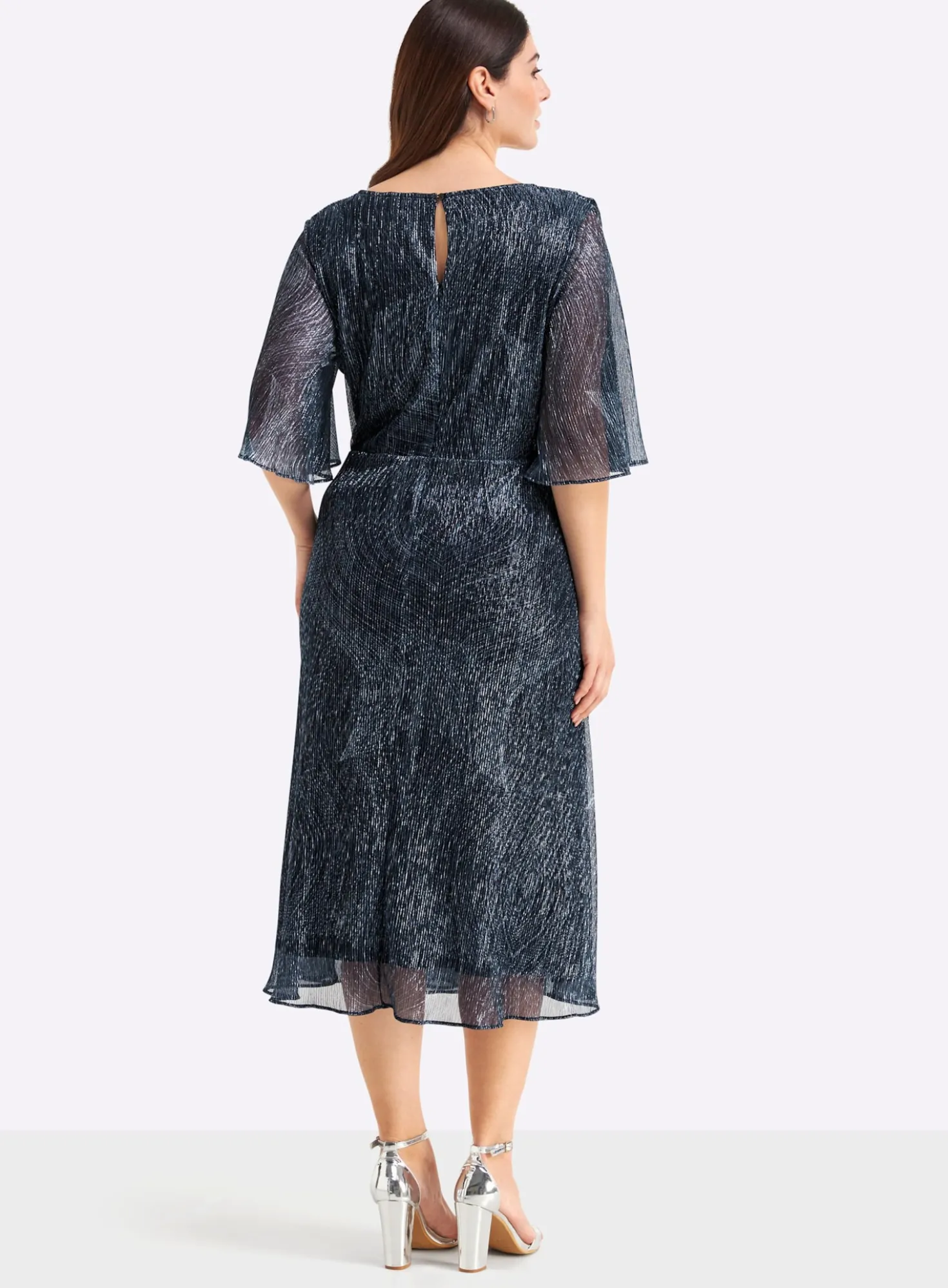 Chiffonkleid mit Volant-Details
