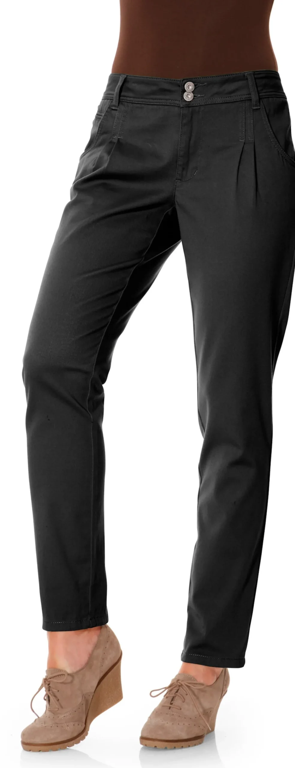 Chinohose in Karotten-Form