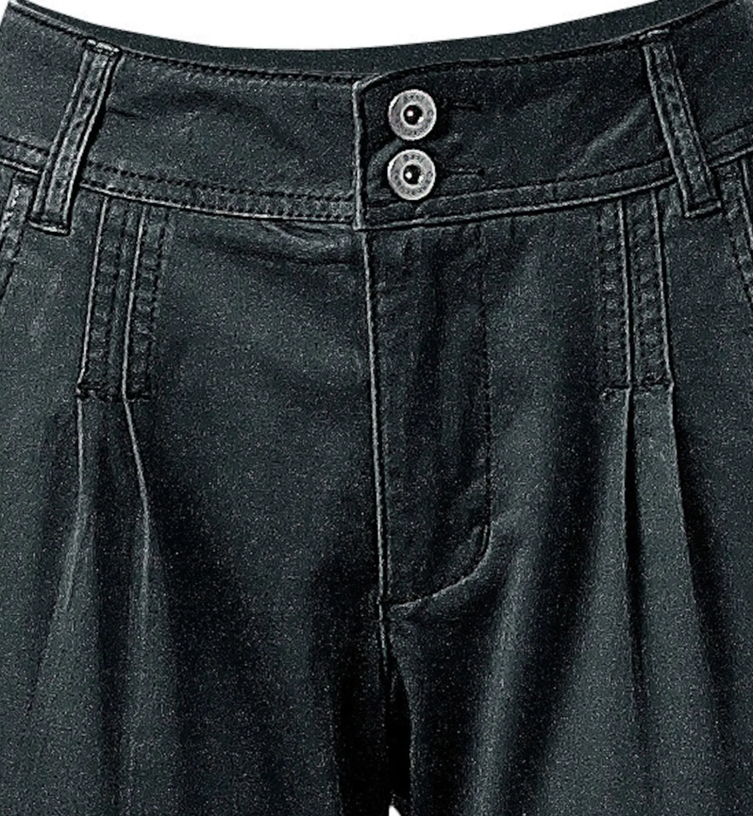 Chinohose in Karotten-Form