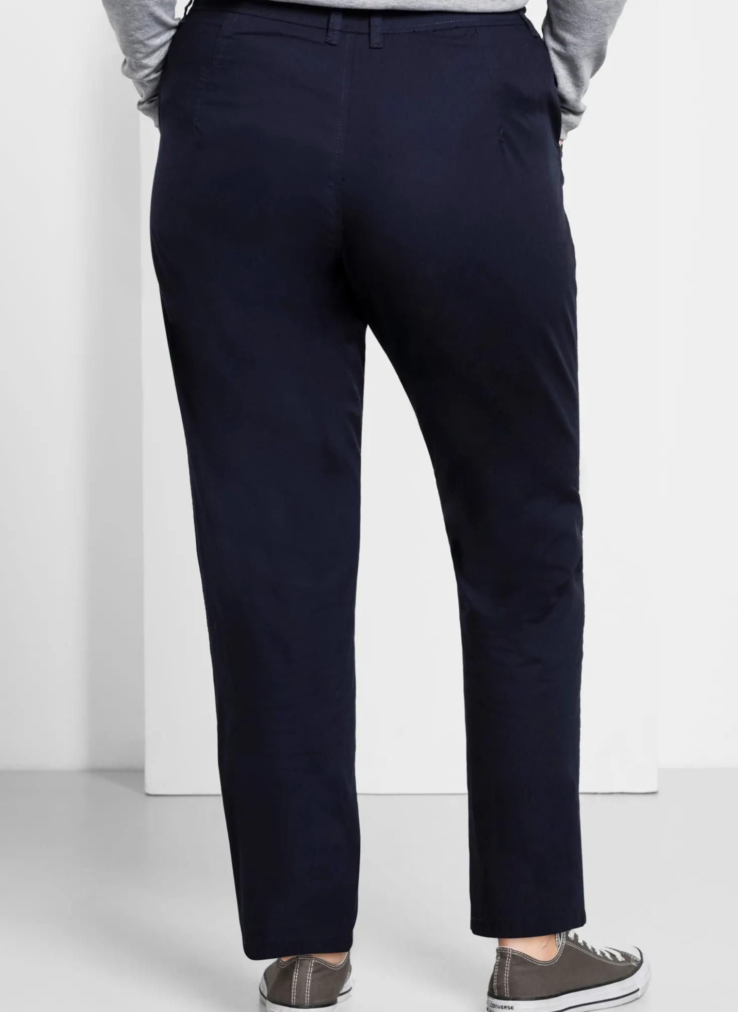 Chinohose mit Bundfalten