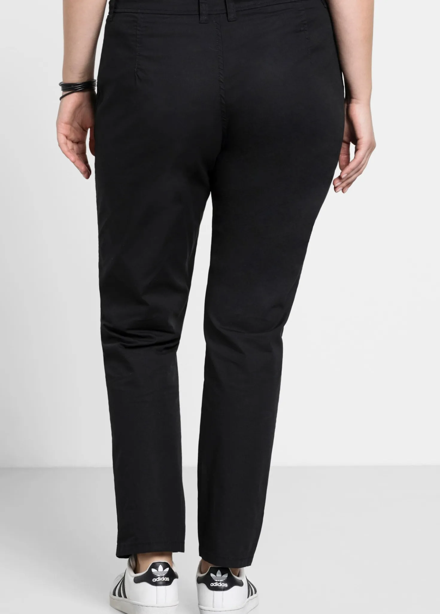 Chinohose mit Bundfalten