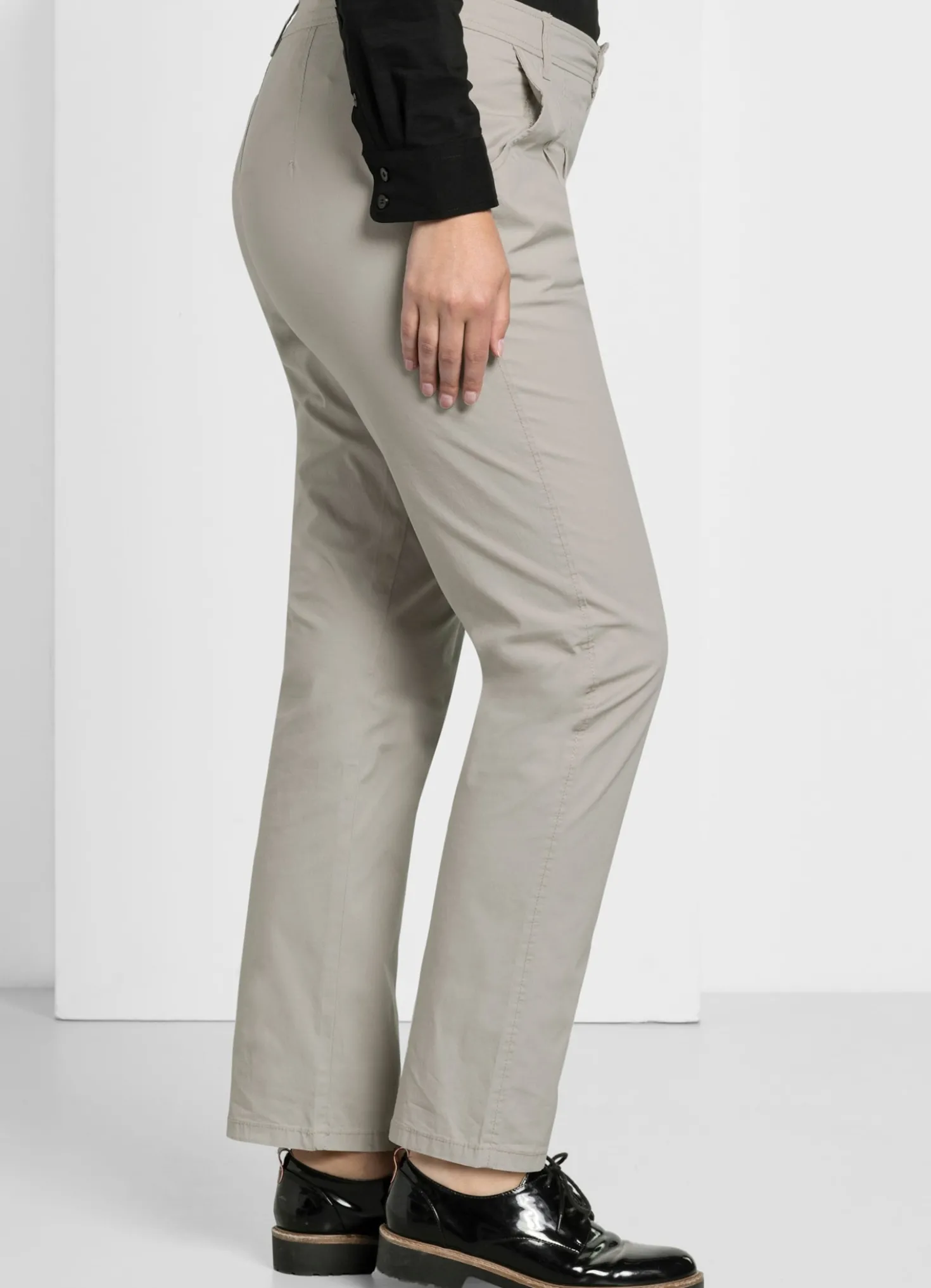 Chinohose mit Bundfalten
