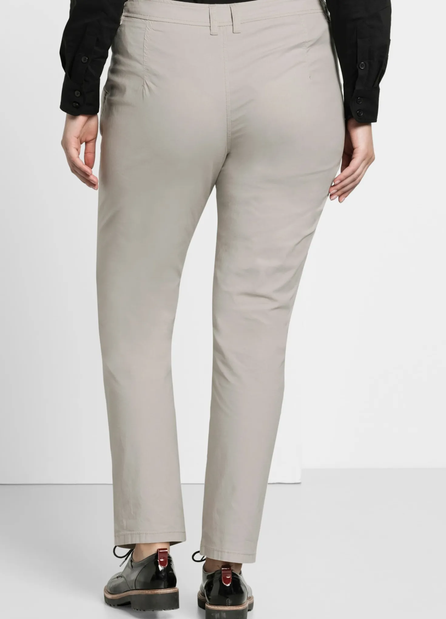 Chinohose mit Bundfalten