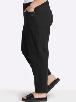 Chinohose mit Gürtel