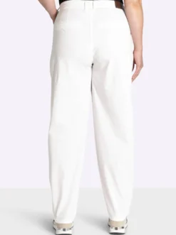 Chinohose mit Ziertaschen hinten
