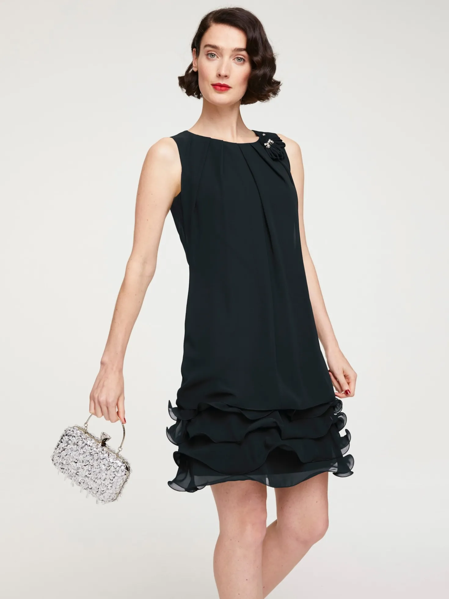 Cocktailkleid mit Rüschen am Saum