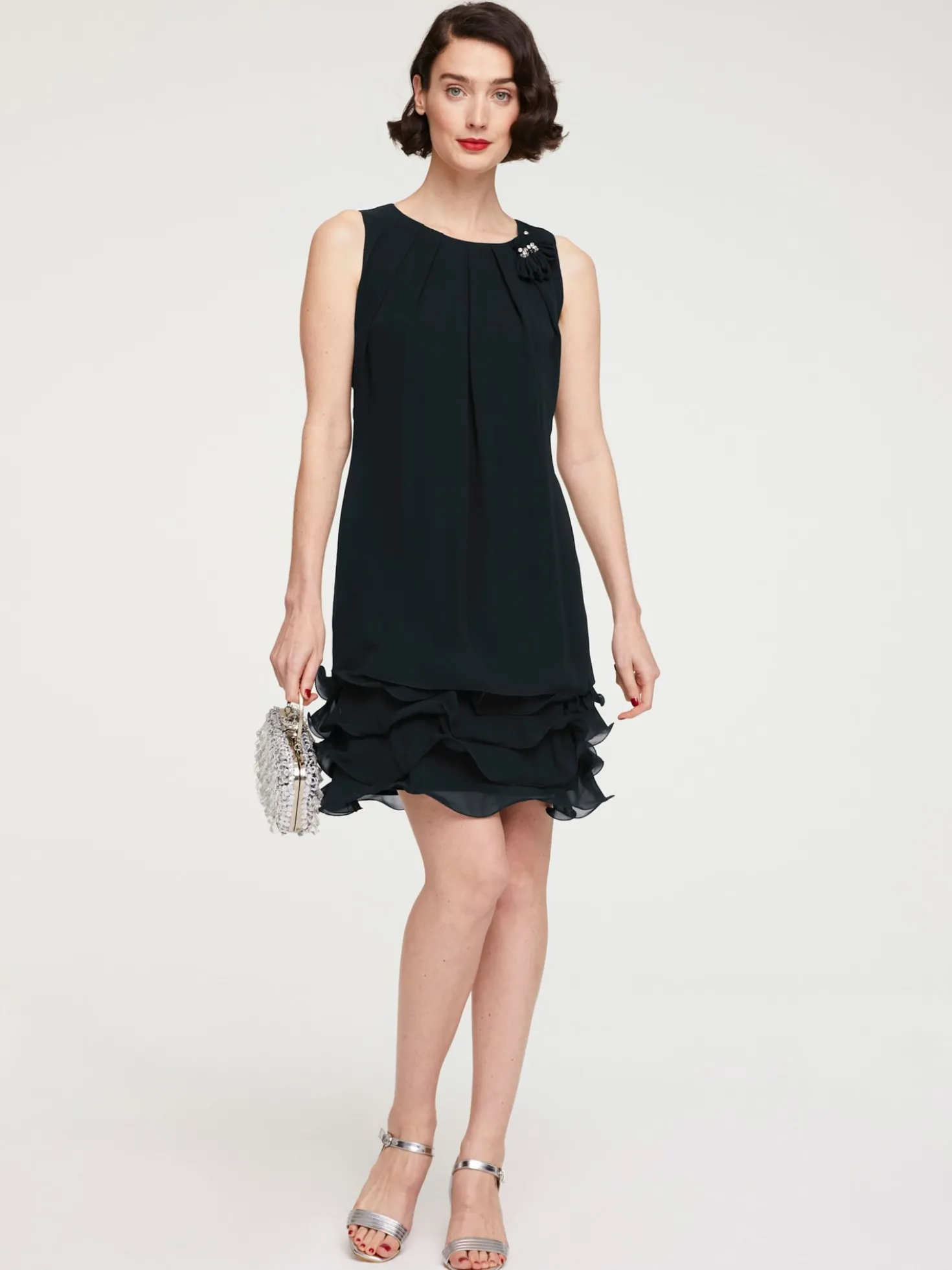 Cocktailkleid mit Rüschen am Saum