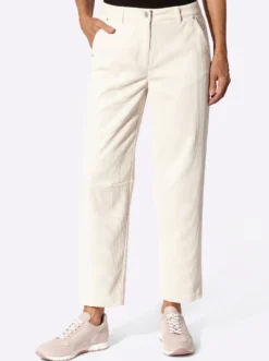 Cordhose mit fließendem Fall