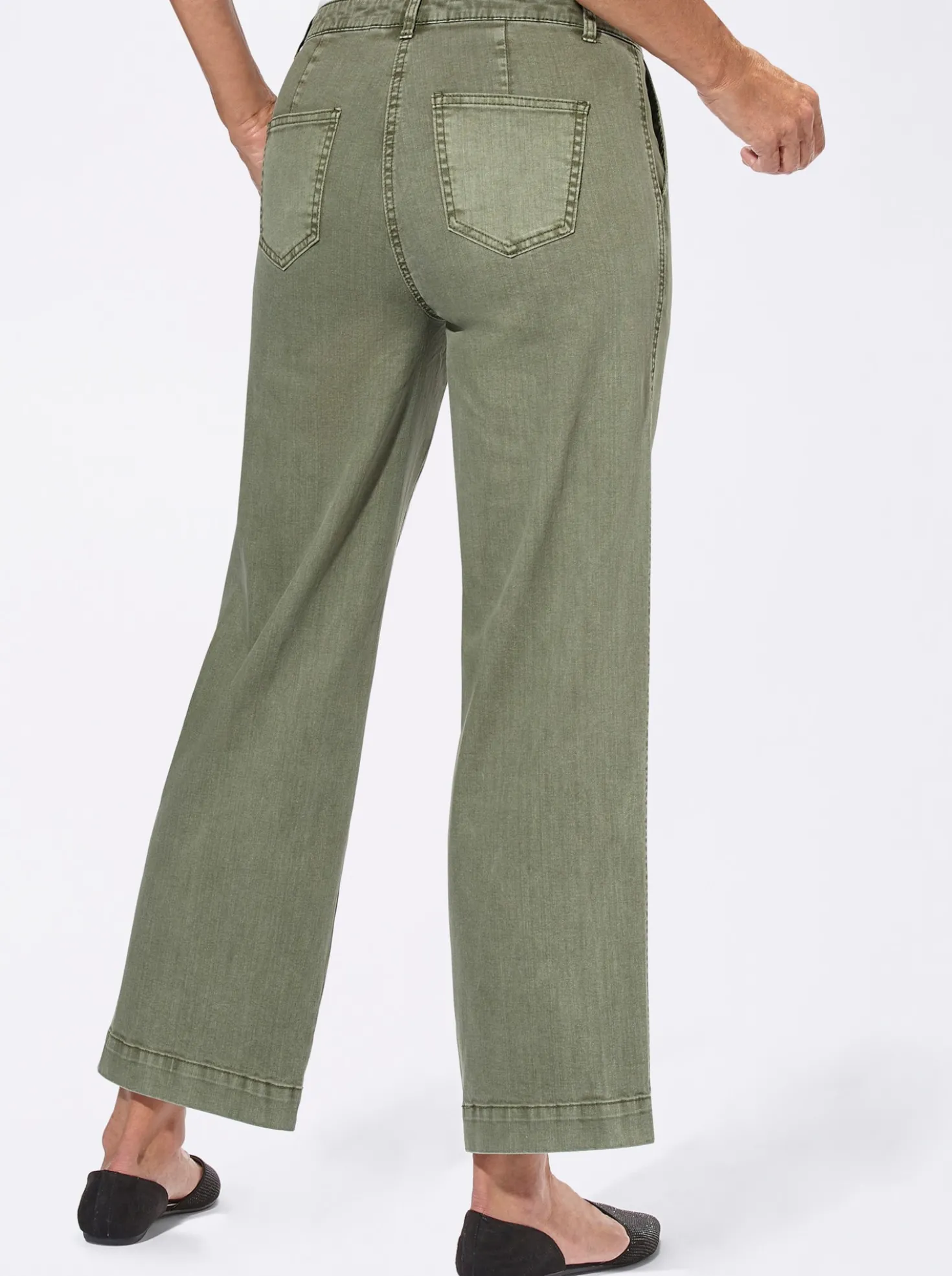 Culotte mit aufgesetzten Taschen hinten
