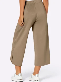 Culotte mit hohen Seitenschlitzen