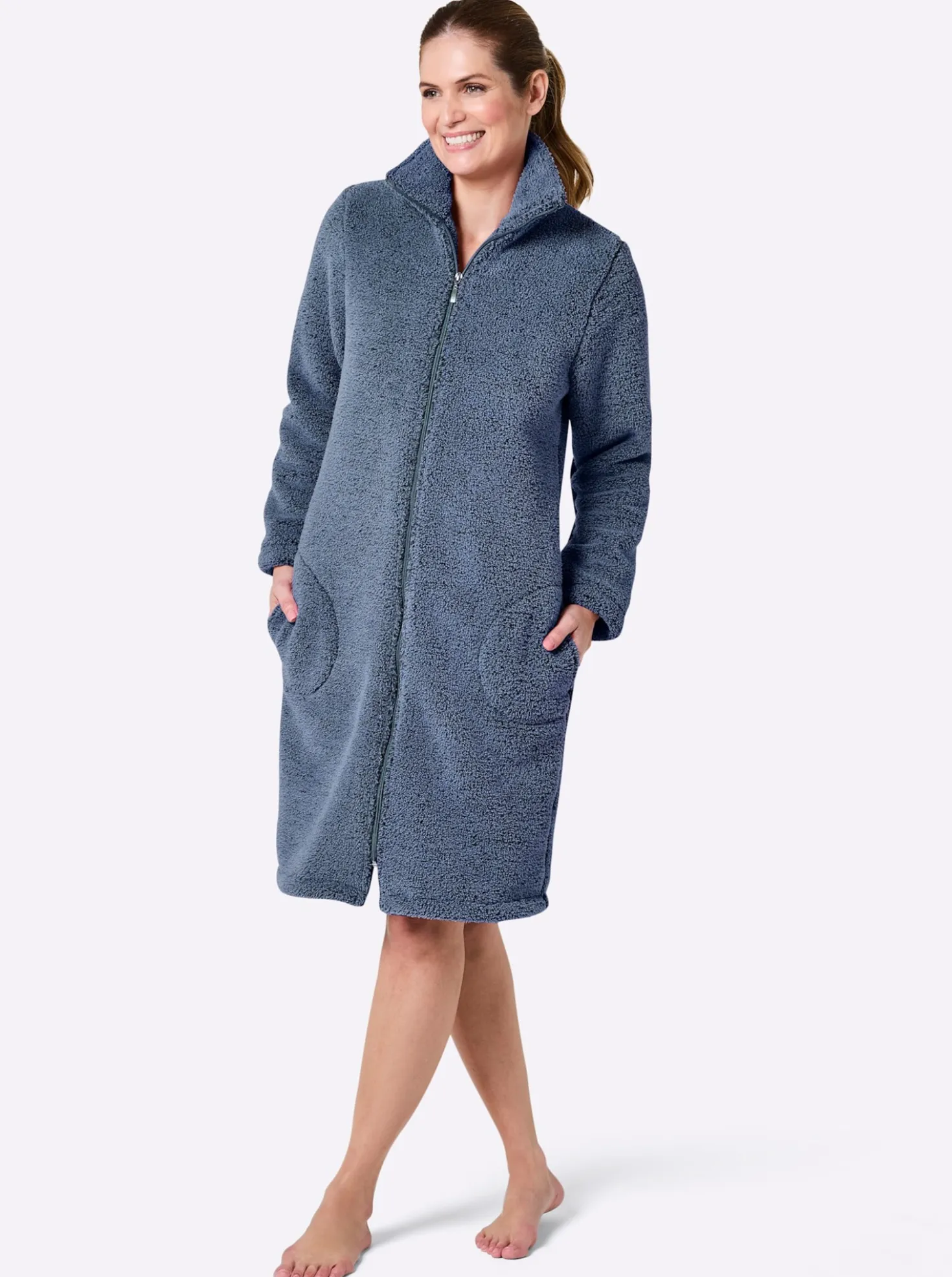 Damenbademantel aus Teddy-Fleece
