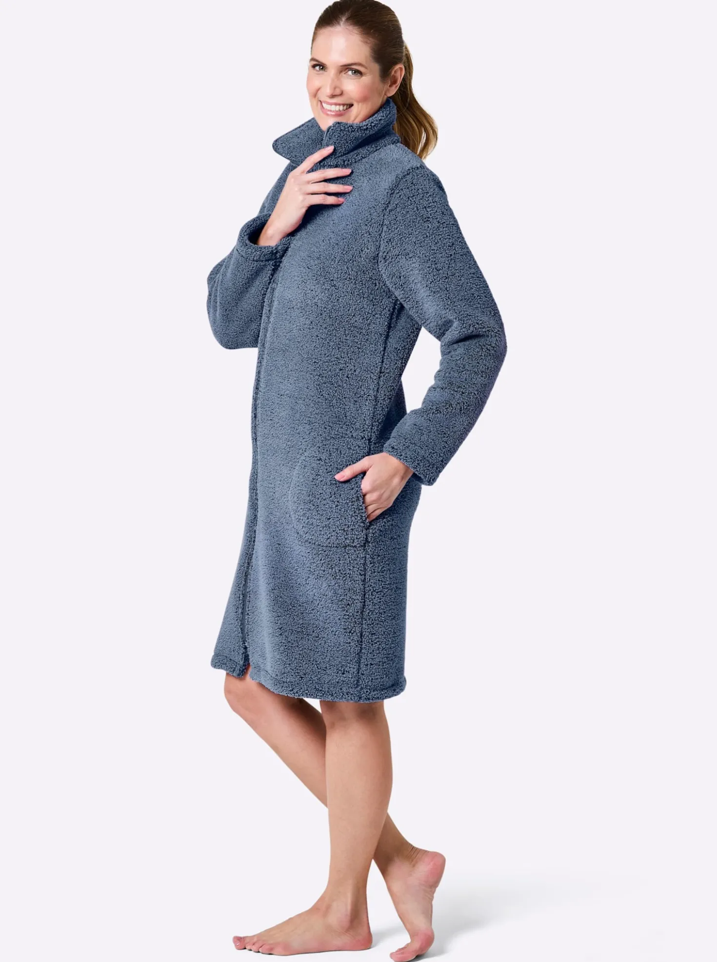 Damenbademantel aus Teddy-Fleece